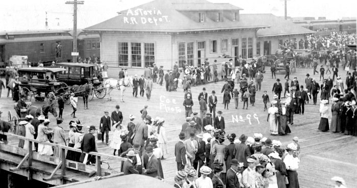 Astoria Railroad depot 1905-1920 (exact date unknown)