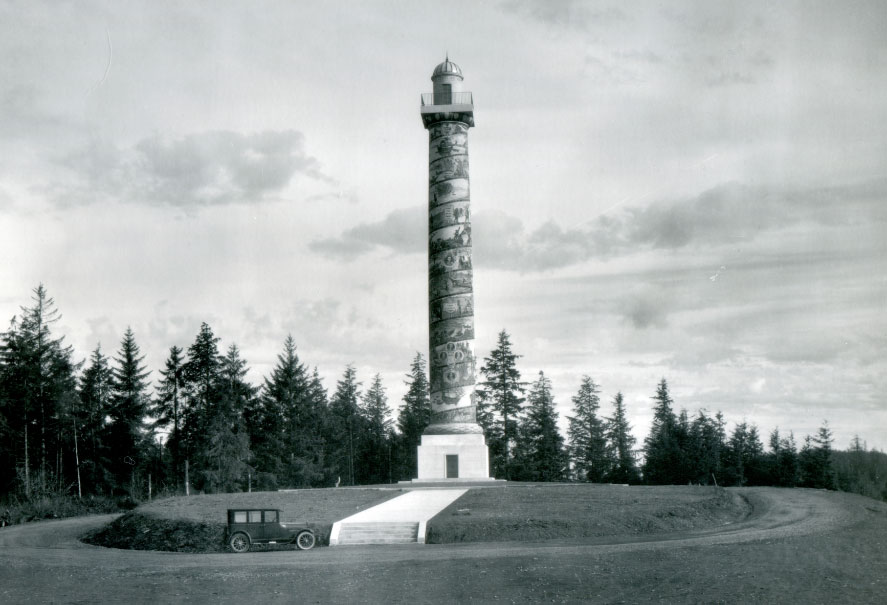 The completed Column, exact date unknown.